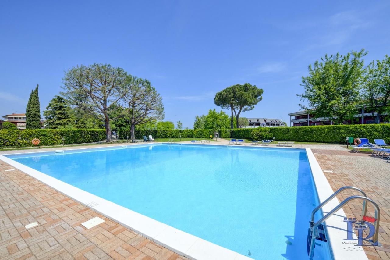 Desenzanoloft Official Partner Marriott Homes & Villas - Dolce Vita With Garden And Pools Desenzano del Garda Exterior foto